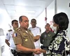 Comandante da PM visita cabo que teve braço reimplantado em grave acidente quando voltava para AL