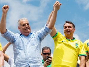 Flávio e Alfredo são recebidos por multidão em dia histórico para Arapiraca