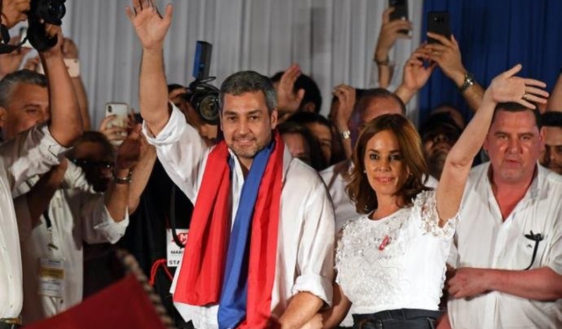 Mario Benitez vence eleição no Paraguai e promete país sem divisões