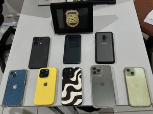 Polícia recupera 17 celulares furtados em casa de festas em Maceió