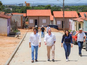Prefeitura de Arapiraca já pavimentou 90% das ruas em Mangabeiras