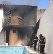 Residência pega fogo em Rio Largo