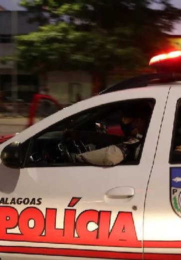 Pai e filho são mortos na mesma noite em bairros diferentes de Maceió