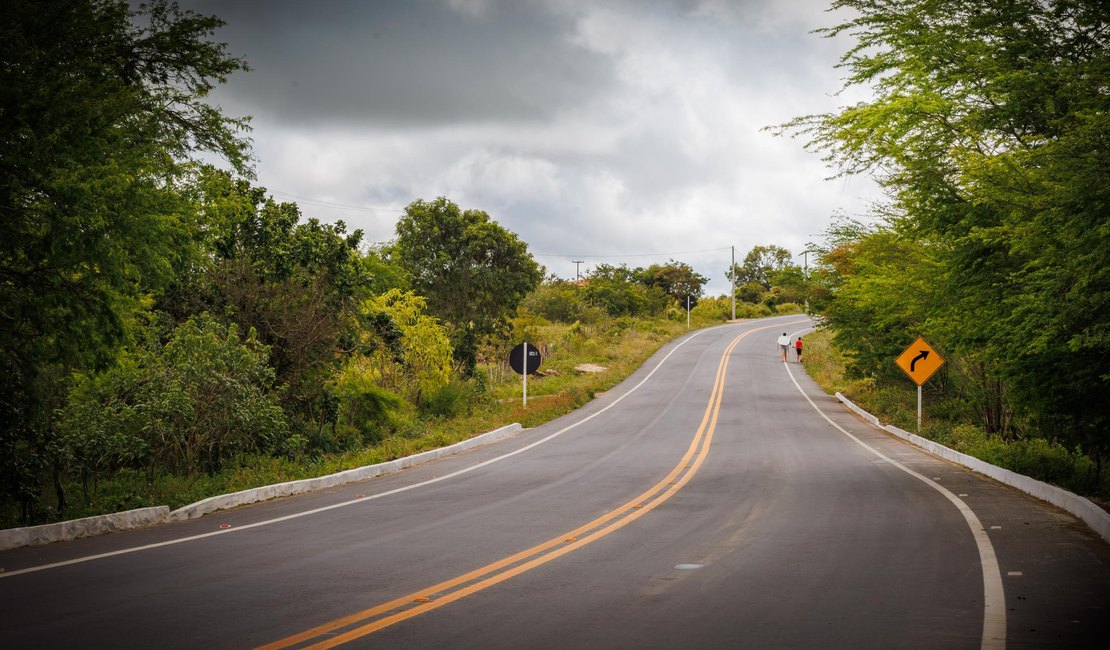 Governo de Alagoas entrega novo acesso a Maravilha pela rodovia AL-135