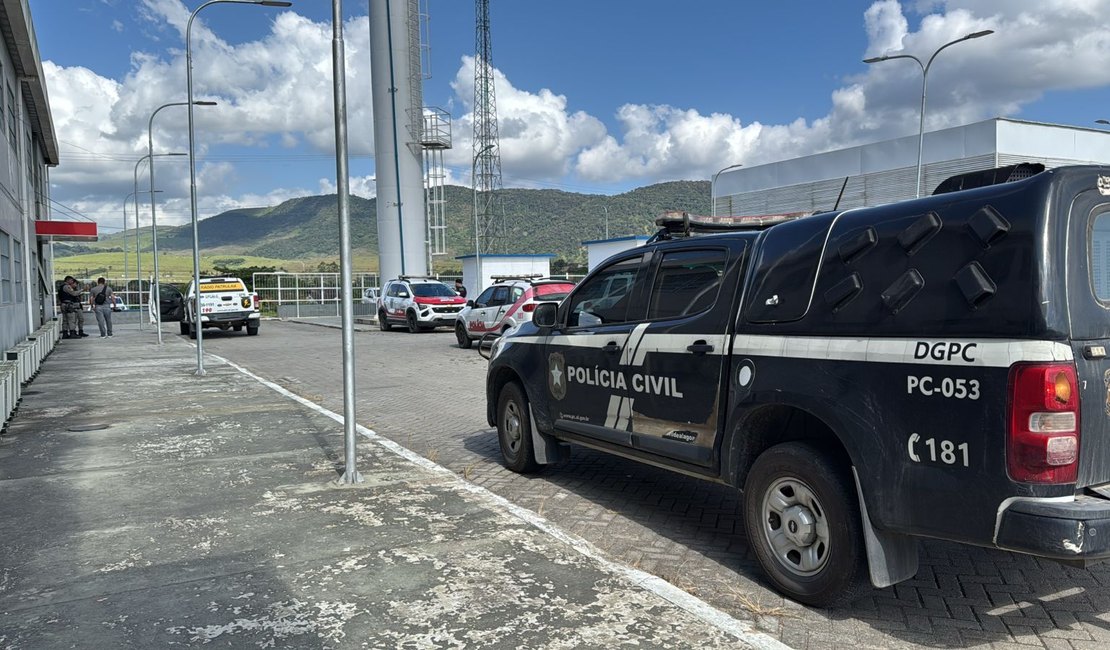 Treinador de futebol esfaqueado por adolescente é investigado após relato de abuso sexual