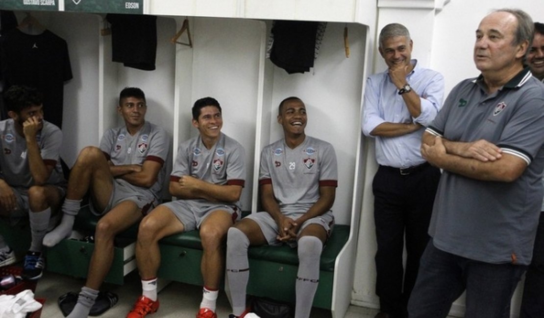 Levi chega no Flu e rapidamente muda o ambiente