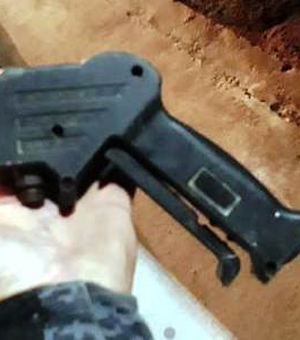 Suspeitos com arma de brinquedo  e faca são presos após assalto em Arapiraca