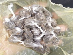 Jovem é preso ao ser flagrado vendendo maconha no Sertão de Alagoas