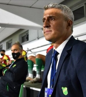 Novo técnico do São Paulo, Crespo desembarca no Brasil nesta terça