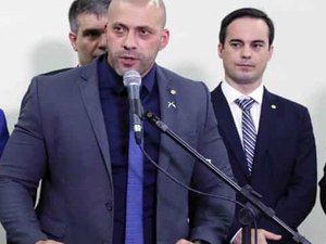 Após dizer que 'Covid-19 idiotiza as pessoas', deputado pega a doença