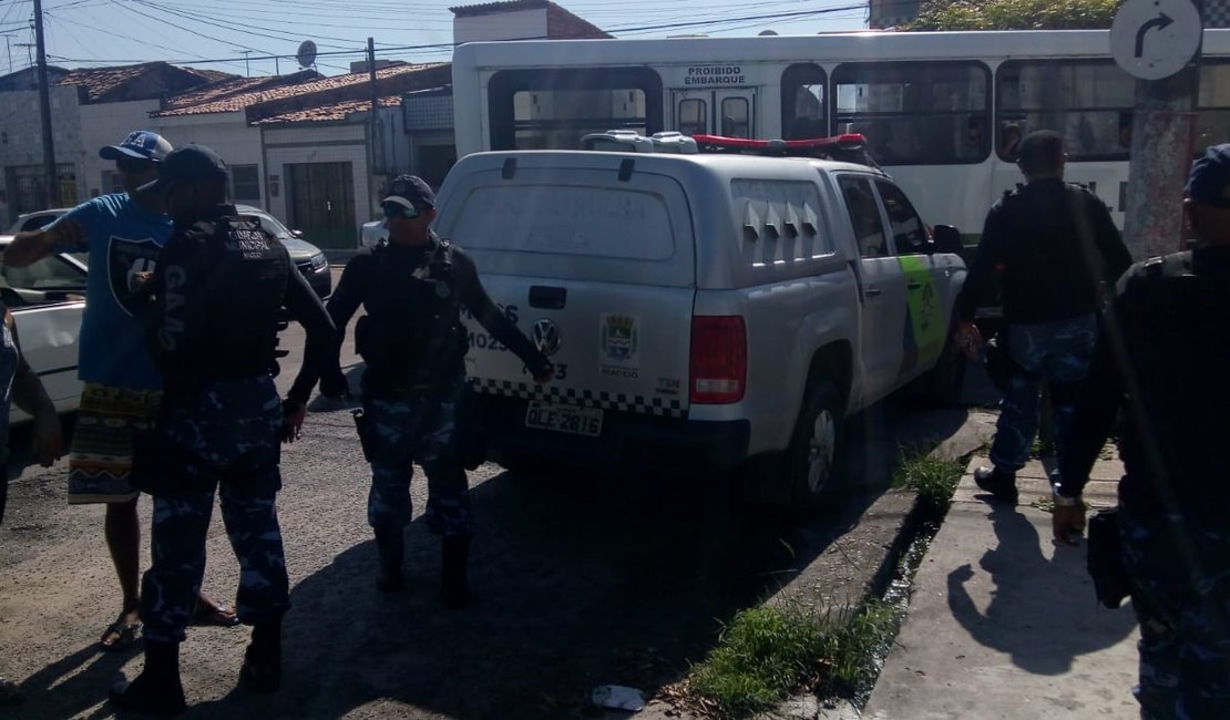 Dupla é detida após assalto com simulacro no Vergel do Lago, em Maceió