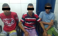 Três são presos com drogas e arma em operação conjunta