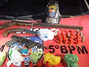 Operação termina com suspeito morto, dois presos e arsenal apreendido em Maceió