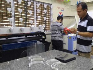 Projeto de Laboratório da Ufal garante produção de quase oito mil protetores faciais