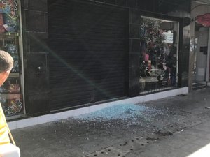 Guarda é acionada para conter confusão entre ambulantes e fiscalização