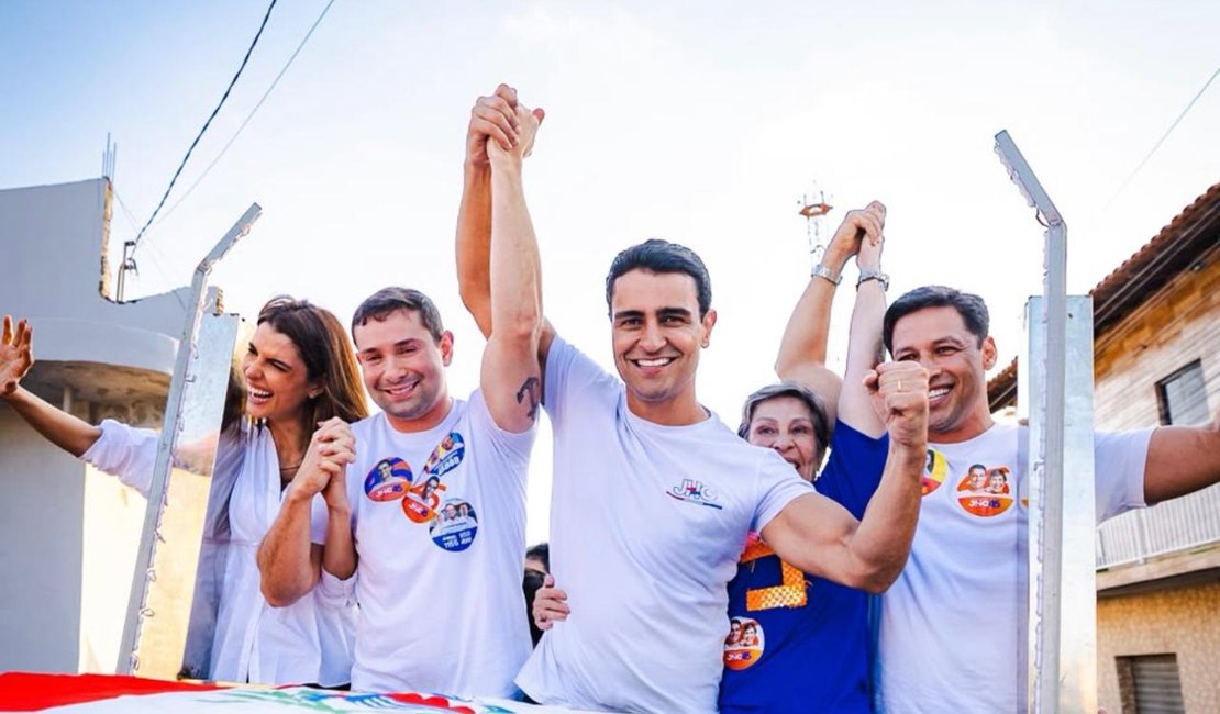 Lucas Barbosa realiza primeiro ato de campanha ao lado de JHC