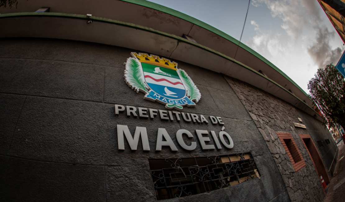 Prefeitura de Maceió paga salário de dezembro e 13º nesta sexta-feira (19)