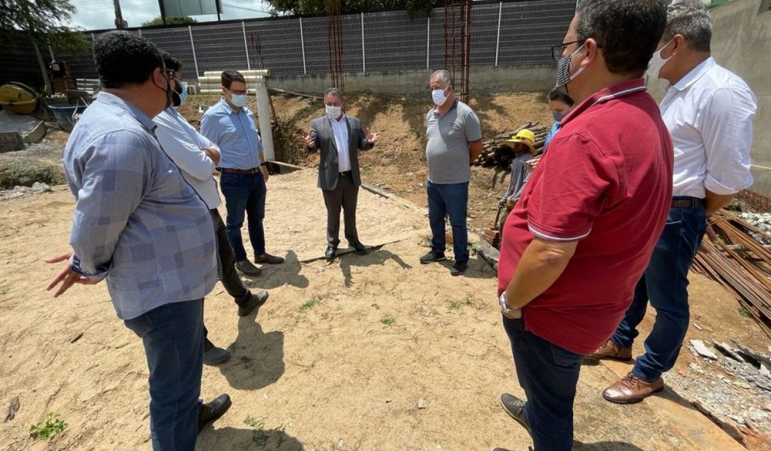 Equipe técnica do Ministério Público visita obras das futuras instalações da nova sede do órgão em Palmeira dos Índios