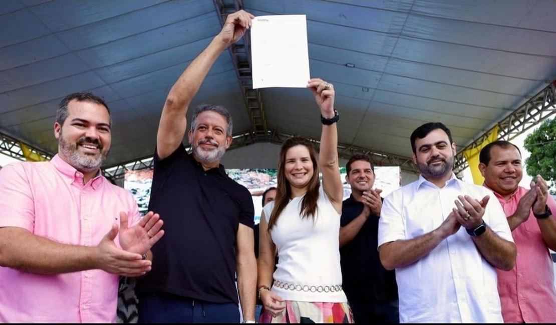 Prefeita Ceci agradece a Arthur Lira por obras de pavimentação no povoado Ouricuri, em Atalaia