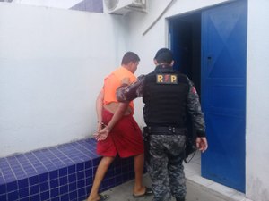 Homem é preso e confessa participação em assalto à padaria