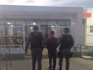 Homem é preso por espancar e ameaçar matar o próprio pai em Água Branca