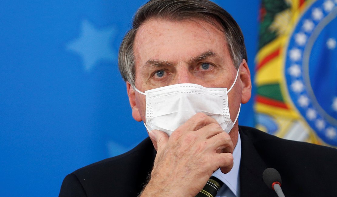 Hospital que testou Bolsonaro omite nomes de pacientes com o novo coronavírus