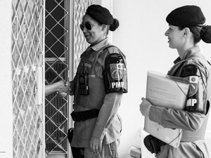 Patrulha Maria da Penha é tema de exposição em homenagem ao Dia Mulher