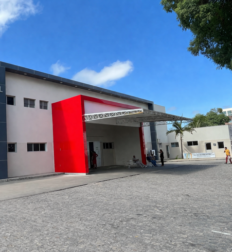 Homem é preso após deixar entregador de lanches baleado no Benedito Bentes
