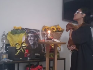 Mãe de Gabriel Ganley faz 'festa' no dia em que o fisiculturista completaria 23 anos