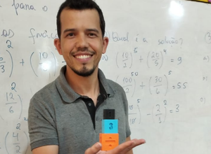Professor desenvolve jogo educativo em impressora 3D para facilitar aprendizagem de Matemática
