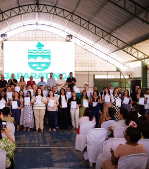 Prefeito Déo empossa novos funcionários concursados de Japaratinga