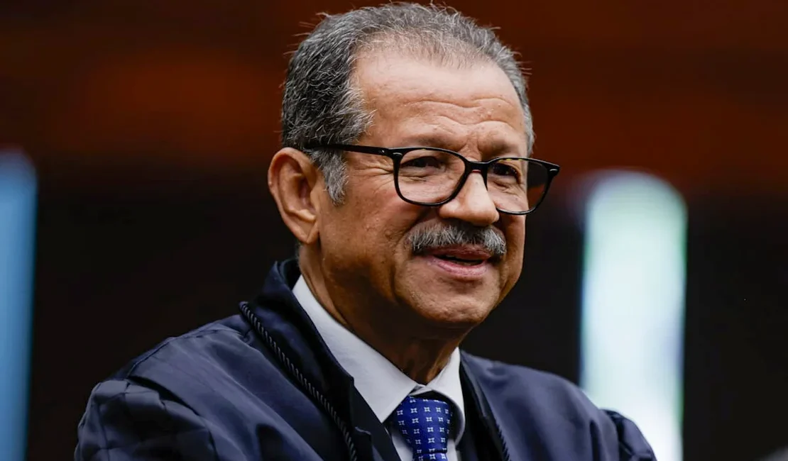 Desembargador alagoano que articula paralisação dos caminhoneiros vai disputar o Senado em 2026