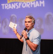 Rafael Brito lança livro em uma das universidades mais renomadas do mundo