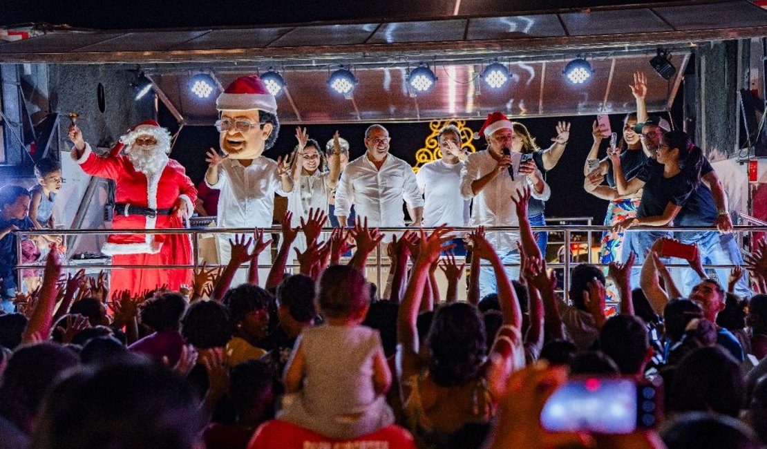 Prefeito Luciano Barbosa celebra natal na Comunidade Mangabeiras