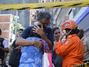 Bombeiros encerram buscas após desabamento de prédios no Rio