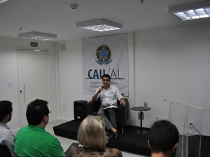 JHC conversa com arquitetos na sede do Conselho da categoria