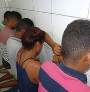 Assaltantes roubam carro na Ponta Verde, fazem arrastões e são detidos no Francês