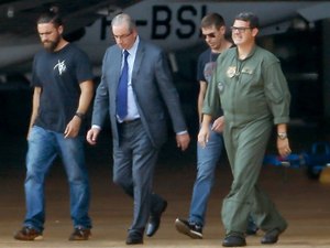 Cunha esperava ser preso e reunia arsenal contra partidos