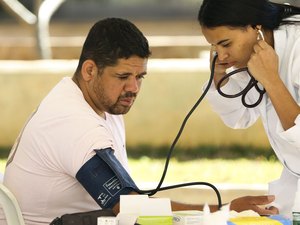 ANS determina que planos cubram novos remédios, exames e cirurgias