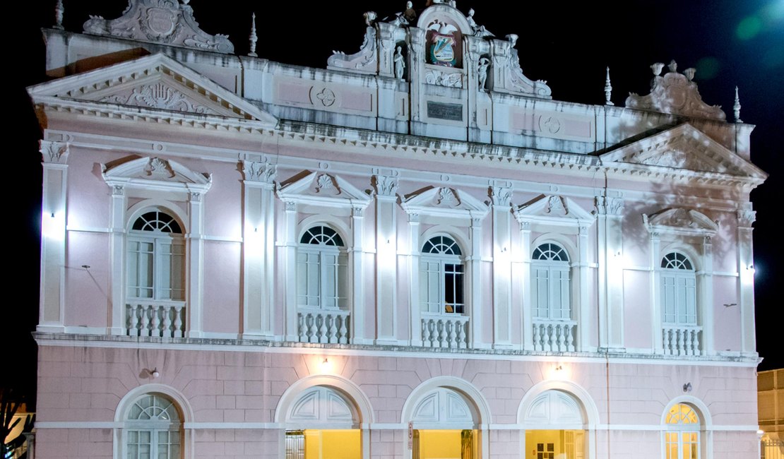 Teatro Deodoro comemora seus 114 anos com programação variada e gratuita