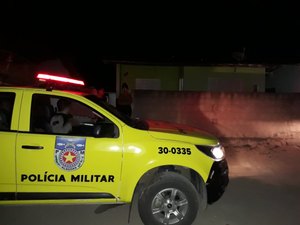 Trio assalta mercadinho em povoado de Arapiraca e consegue escapar