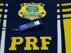 PRF prende homem embriagado roubando lâmpadas no pátio da Unidade em Rio Largo