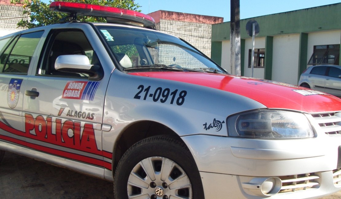 Motociclista acaba baleado ao tentar fugir de assalto em Arapiraca