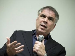 Dono da Riachuelo diz que vai bancar campanha inteira do próprio bolso