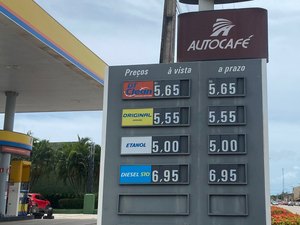 Preço do litro da gasolina chega custar R$ 5,55 em Maragogi