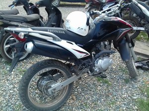 Moto de imobiliária é roubada, em Arapiraca