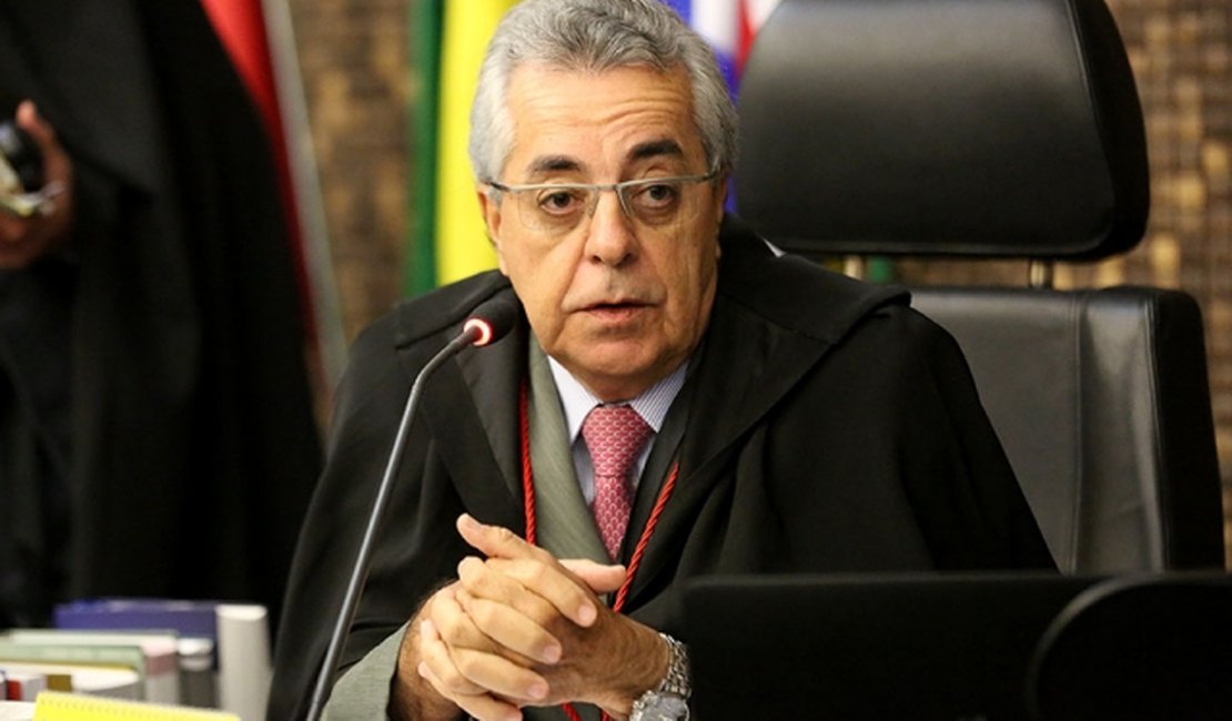 Ex-vereador de Maceió é condenado por propaganda