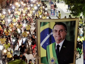 Durante carreata, Leonardo Dias reforça mobilização por vitória de Flávio no primeiro turno
