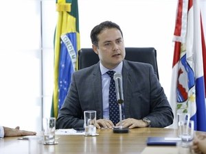 Governador garante que Educação é prioridade