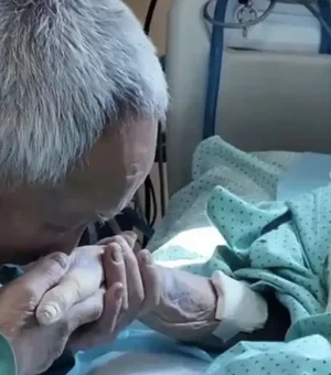 Idoso viaja 12h por dia durante 105 dias para visitar esposa na UTI